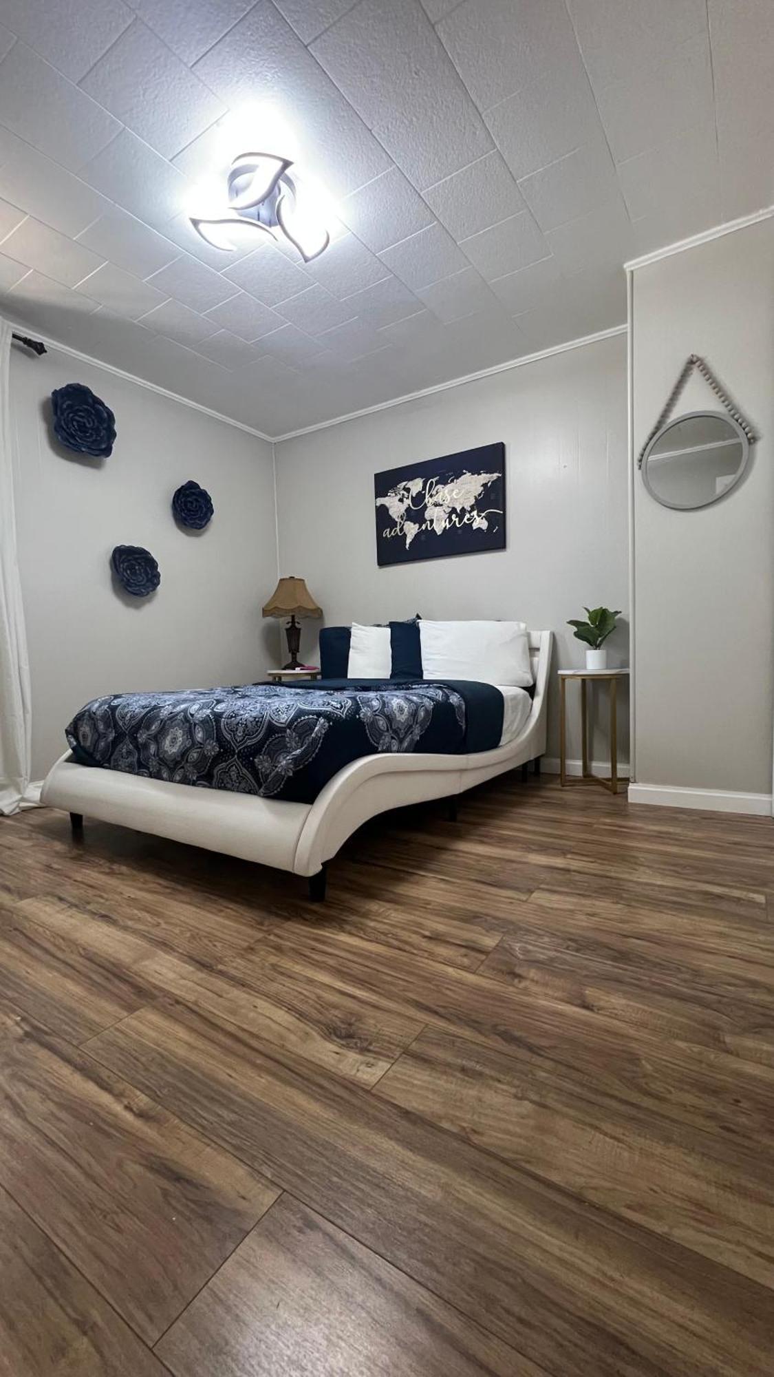 Cozy Buffalo Home-Sleeps 3 Lackawanna Extérieur photo